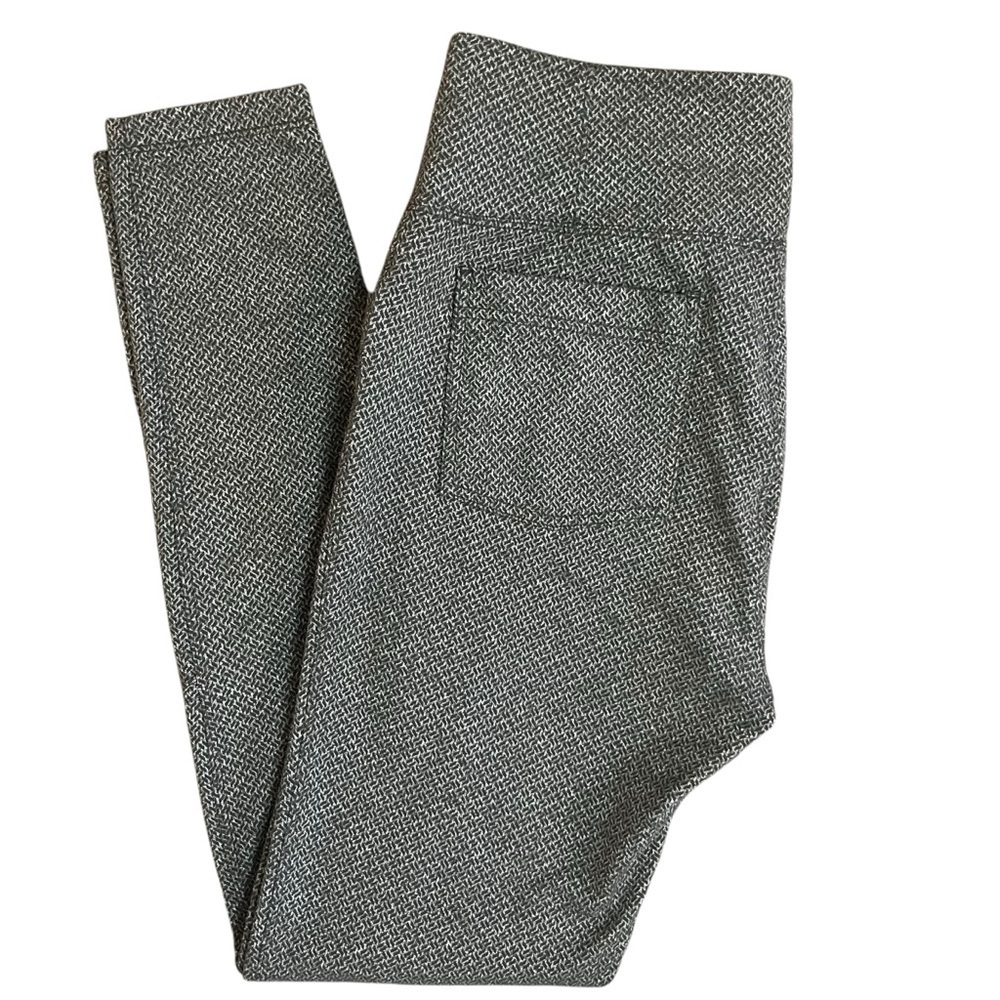 Athleta Criss Cross High Waisted Metro Legging Size L